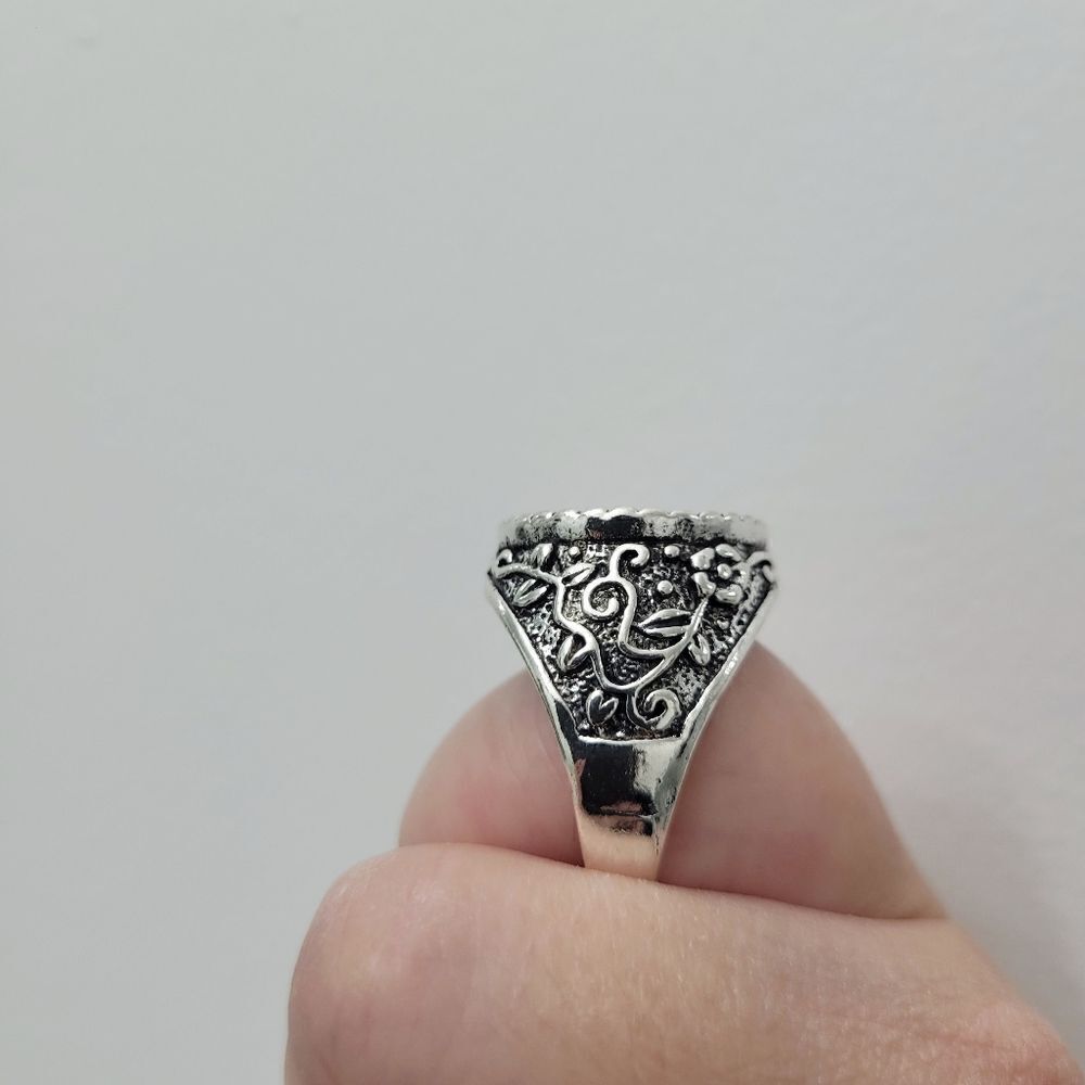 Brand New Silver Leaf Ring Size: 10.75 US - Picture 6 of 8
